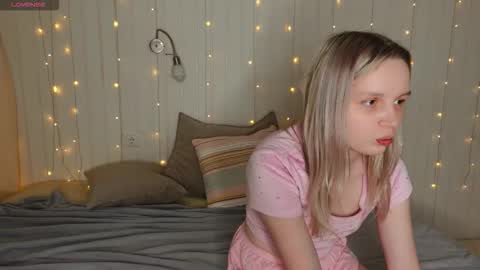 tinasiner online show from 22, 11, 2025