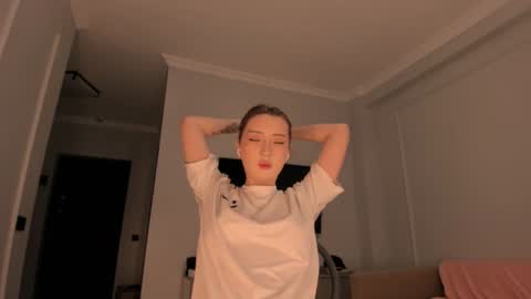 Snapshot of tinki_winkii chatting on 13, 7, 2026 Tina online show from 13, 7, 2026