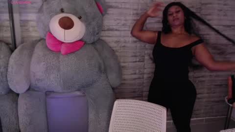 Tinna Goddess online show from 2, 4, 2026