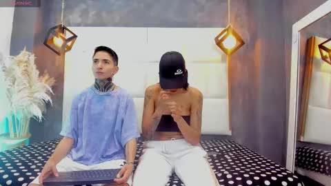 Snapshot of tinny_and_candy chatting on 20, 10, 2025 TINNY AND CANDY online show from 20, 10, 2025