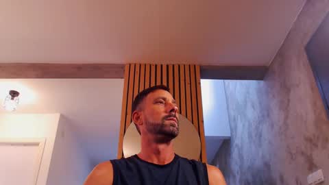 tinoclandestino online show from 9, 1, 2025