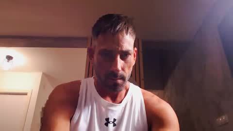 tinoclandestino online show from 18, 1, 2025