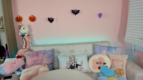 tiny_cora online show from 1, 10, 2025
