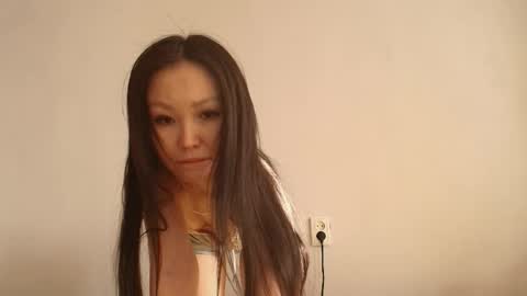 Lia online show from 1, 5, 2026