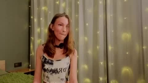 Lily online show from 4, 5, 2026