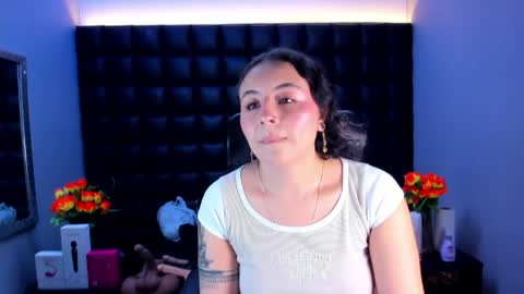 Snapshot of tiny_love_ chatting on 8, 6, 2026 tiny online show from 8, 6, 2026