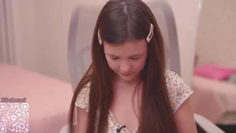 Lyssa     online show from 16, 4, 2026