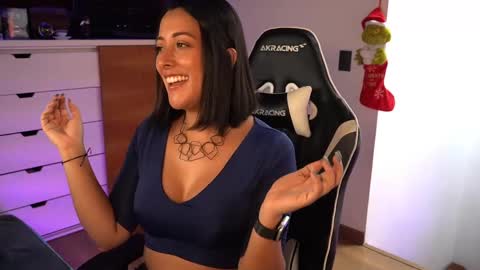 Ana Molly online show from 7, 12, 2024