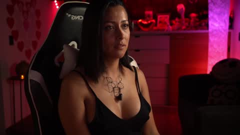 Ana Molly online show from 6, 2, 2025