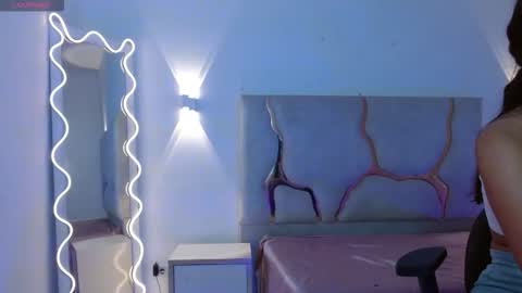 Snapshot of tiny_tay chatting on 1, 3, 2026 tiny_tay online show from 1, 3, 2026