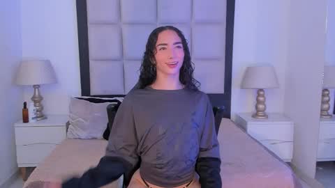 Thomm  Independent Model online show from 9, 2, 2026