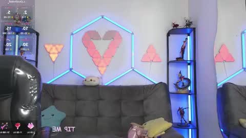 tiny_vixen_ online show from 8, 9, 2025