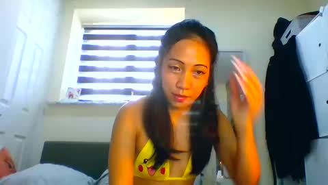 Snapshot of tinyasian911718 chatting on 3, 3, 2025 Tinyasian911718 sweetinyasian instagram online show from 3, 3, 2025