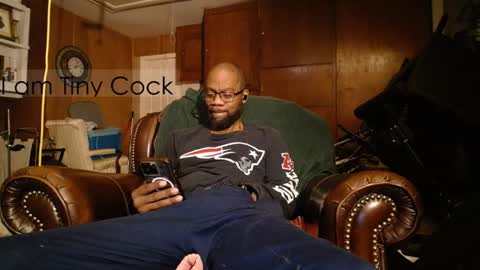 Snapshot of tinycock_1979 chatting on 11, 11, 2025 tinycock_1979 online show from 11, 11, 2025