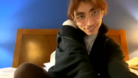 tinyhairycherry online show from 9, 1, 2026