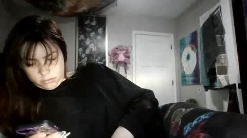 Snapshot of tinytittiexx chatting on 20, 4, 2026 tinytittiexx online show from 20, 4, 2026