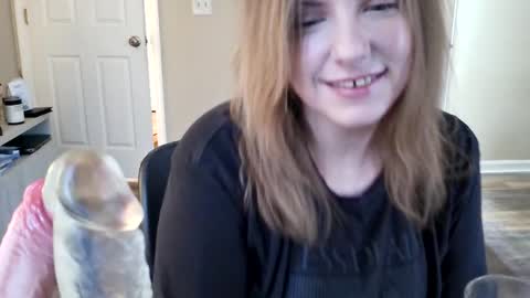 tinywithtiddies online show from 8, 4, 2026