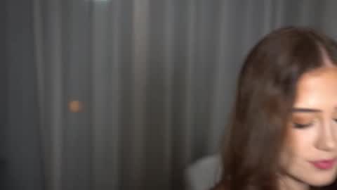 Snapshot of tinyxstar chatting on 7, 11, 2025 Lili online show from 7, 11, 2025