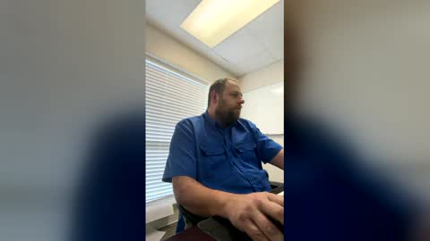 Snapshot of tipman84 chatting on 23, 4, 2026 C online show from 23, 4, 2026