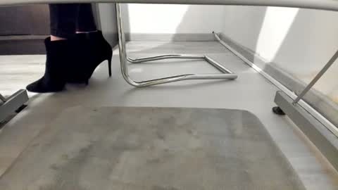 Snapshot of tired33 chatting on 6, 1, 2025 Anna online show from 6, 1, 2025