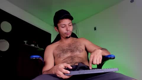 Snapshot of titobell10 chatting on 29, 6, 2026 titobell10 online show from 29, 6, 2026