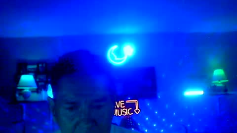 Snapshot of tkthedj chatting on 18, 6, 2026 TK online show from 18, 6, 2026