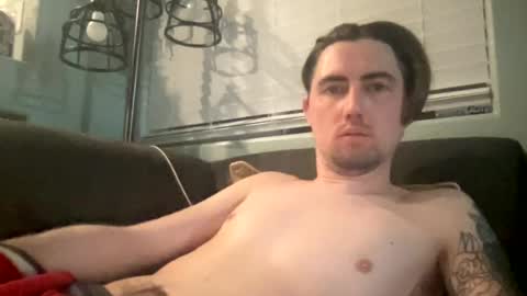 Snapshot of tlayne410 chatting on 5, 7, 2026 tlayne410 online show from 5, 7, 2026