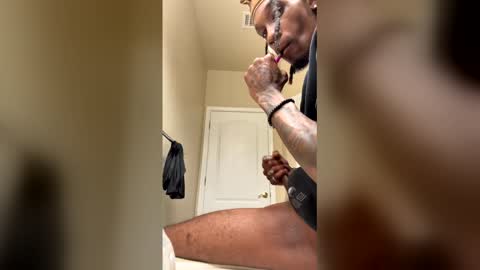 tlong29 online show from 6, 3, 2026