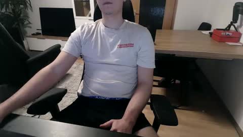 Snapshot of tobisk chatting on 15, 12, 2024 tobisk online show from 15, 12, 2024