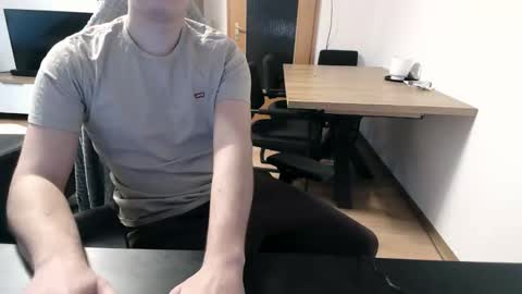 Snapshot of tobisk chatting on 1, 3, 2026 tobisk online show from 1, 3, 2026