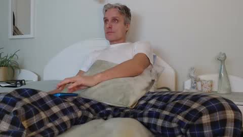 Daniel Bisexual uncut 20cm online show from 27, 12, 2024