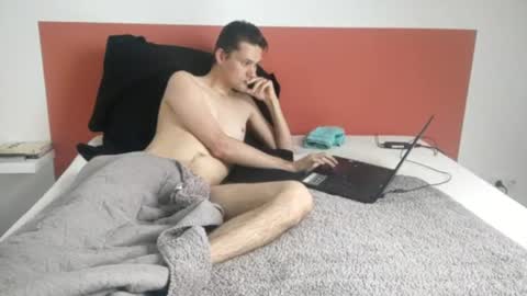 Snapshot of tokiomotel chatting on 2, 7, 2026 tokiomotel online show from 2, 7, 2026