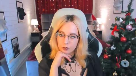 Tolli Moll online show from 14, 12, 2024