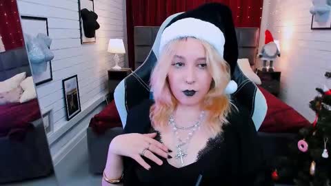 Tolli Moll online show from 30, 12, 2024