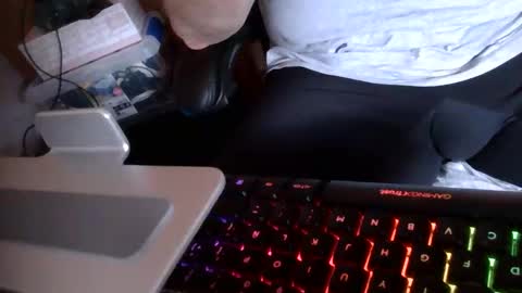 tolon408472 online show from 13, 9, 2025