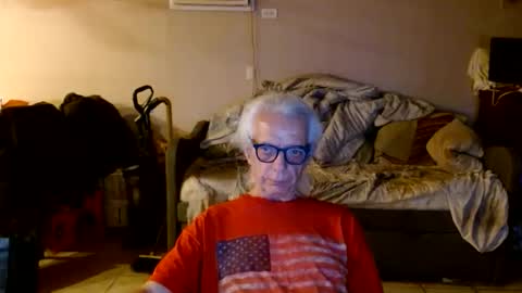 Snapshot of tom112292014 chatting on 27, 5, 2026 tom112292014 online show from 27, 5, 2026