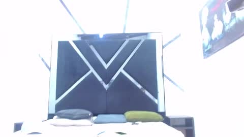 tom_0002 online show from 28, 10, 2025