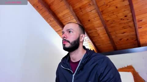   online show from 13, 10, 2025