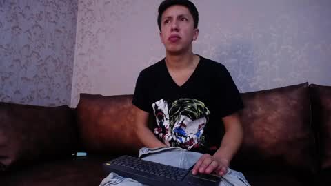 Snapshot of tom_marshall chatting on 10, 4, 2026 Tom online show from 10, 4, 2026