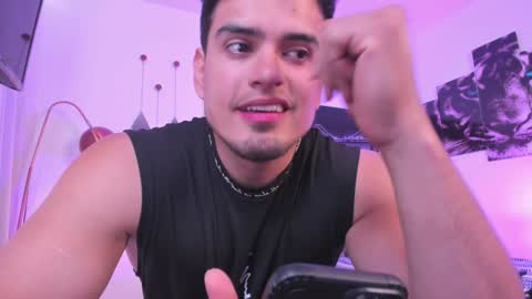 Snapshot of tom_mckleein chatting on 1, 12, 2024 TOM MCKLEEIN instagram online show from 1, 12, 2024