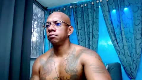 Snapshot of tom_miller chatting on 19, 7, 2026 Tom Miller online show from 19, 7, 2026