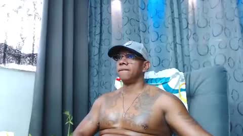 Snapshot of tom_miller chatting on 27, 7, 2026 Tom Miller online show from 27, 7, 2026