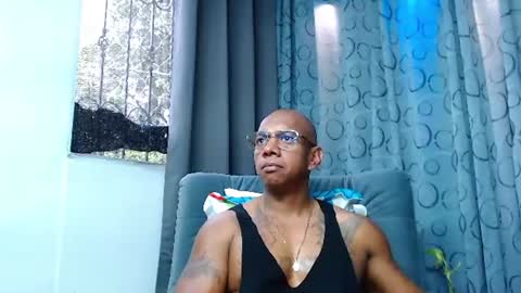 Snapshot of tom_miller chatting on 5, 8, 2026 Tom Miller online show from 5, 8, 2026