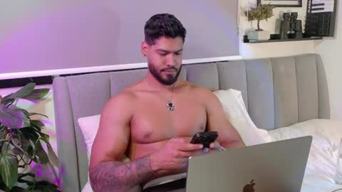 Snapshot of tomasferrer chatting on 10, 6, 2026 Tomas Ferrer online show from 10, 6, 2026