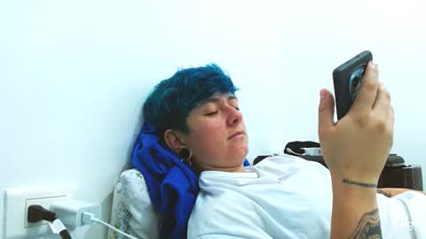 Blue online show from 12, 3, 2026