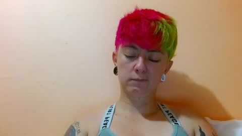 Snapshot of tomboyblue chatting on 28, 7, 2026 Blue online show from 28, 7, 2026