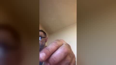tomcop11111 online show from 5, 7, 2026