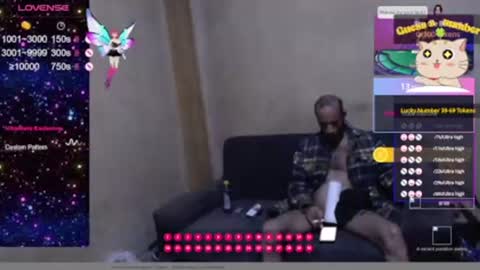 Snapshot of tomeliviathan chatting on 16, 11, 2025 to me liviathan online show from 16, 11, 2025