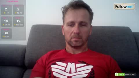 Snapshot of tomhardic chatting on 30, 11, 2025 TOM online show from 30, 11, 2025