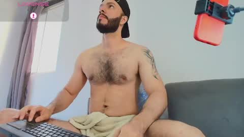 Snapshot of tommel_bailey chatting on 16, 5, 2026 Tommel Bailey online show from 16, 5, 2026